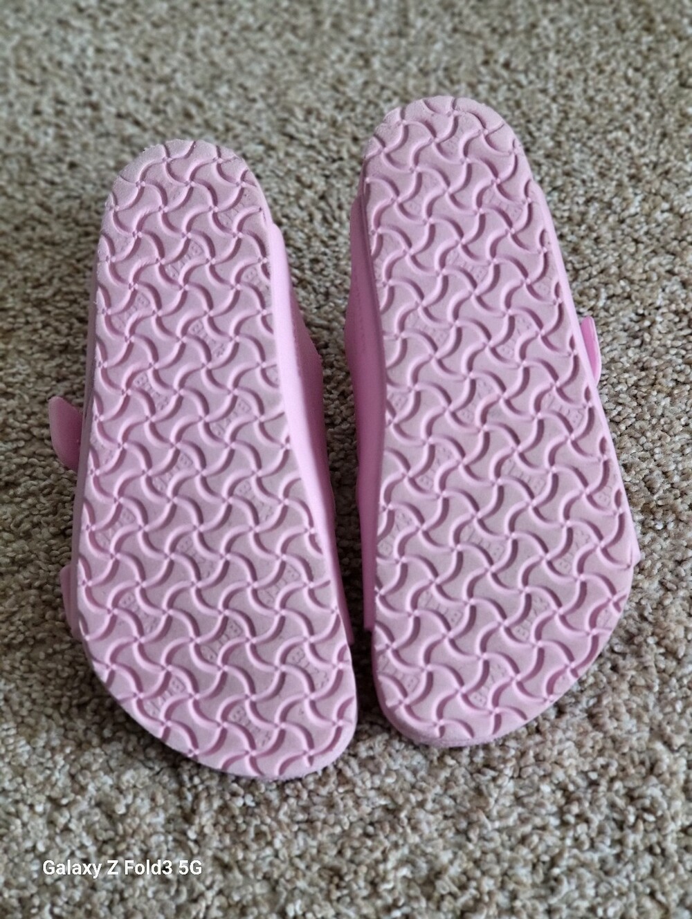 ♥️EUC♥️ Birkenstock Kids Light Pink EVA Two-Strap Slide Sandals - Picture 6 of 10